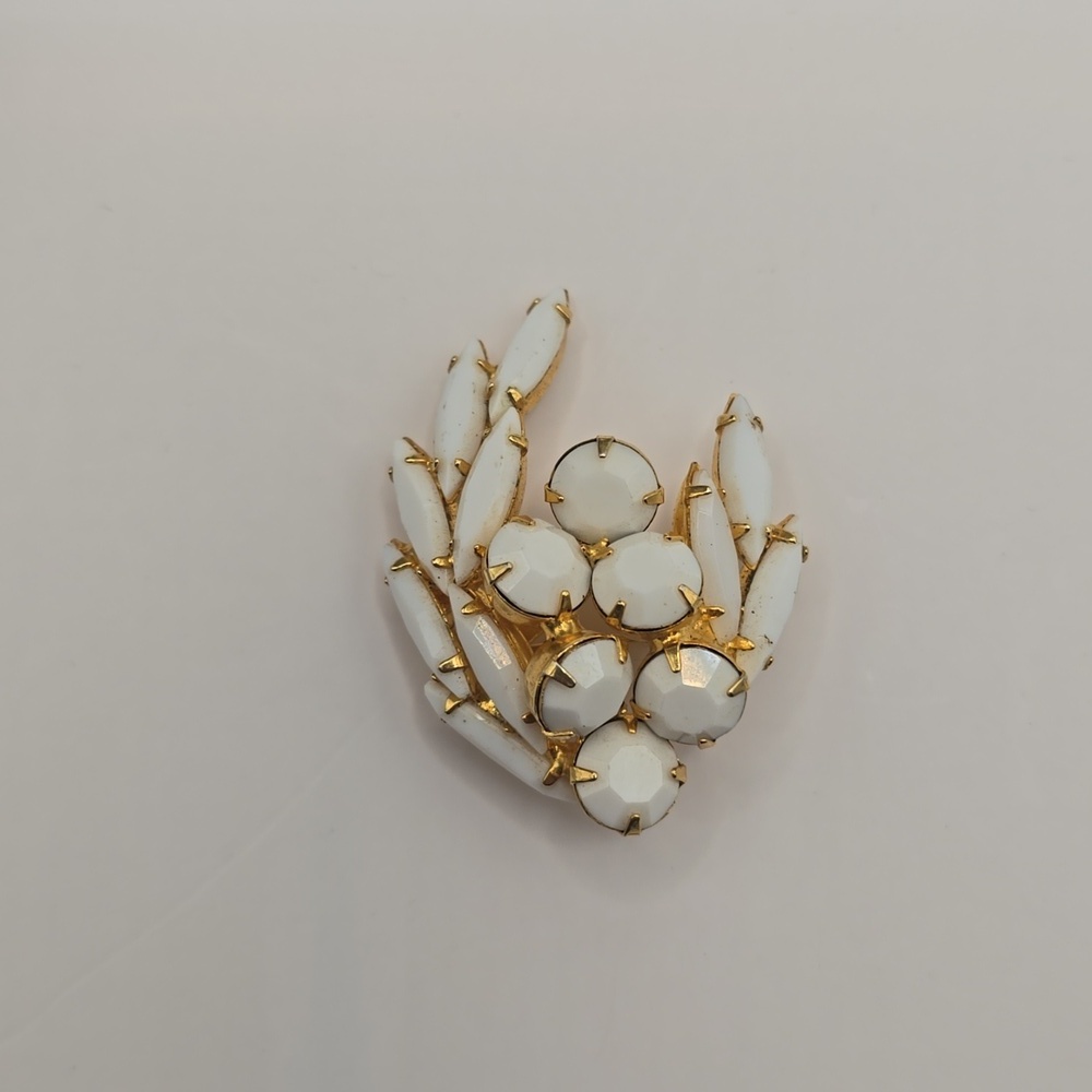 White Milk Glass Gold Tone Vintage Brooch